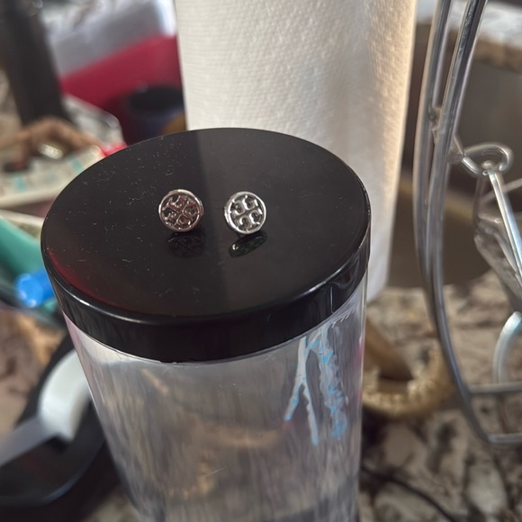 Tory Burch - Silver Miller Stud Earrings - Picture 3 of 6